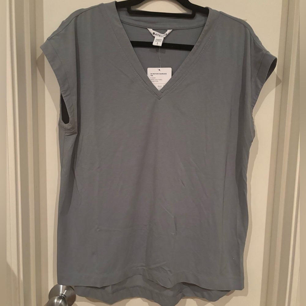 NWT Athleta In Motion Seamless Tee